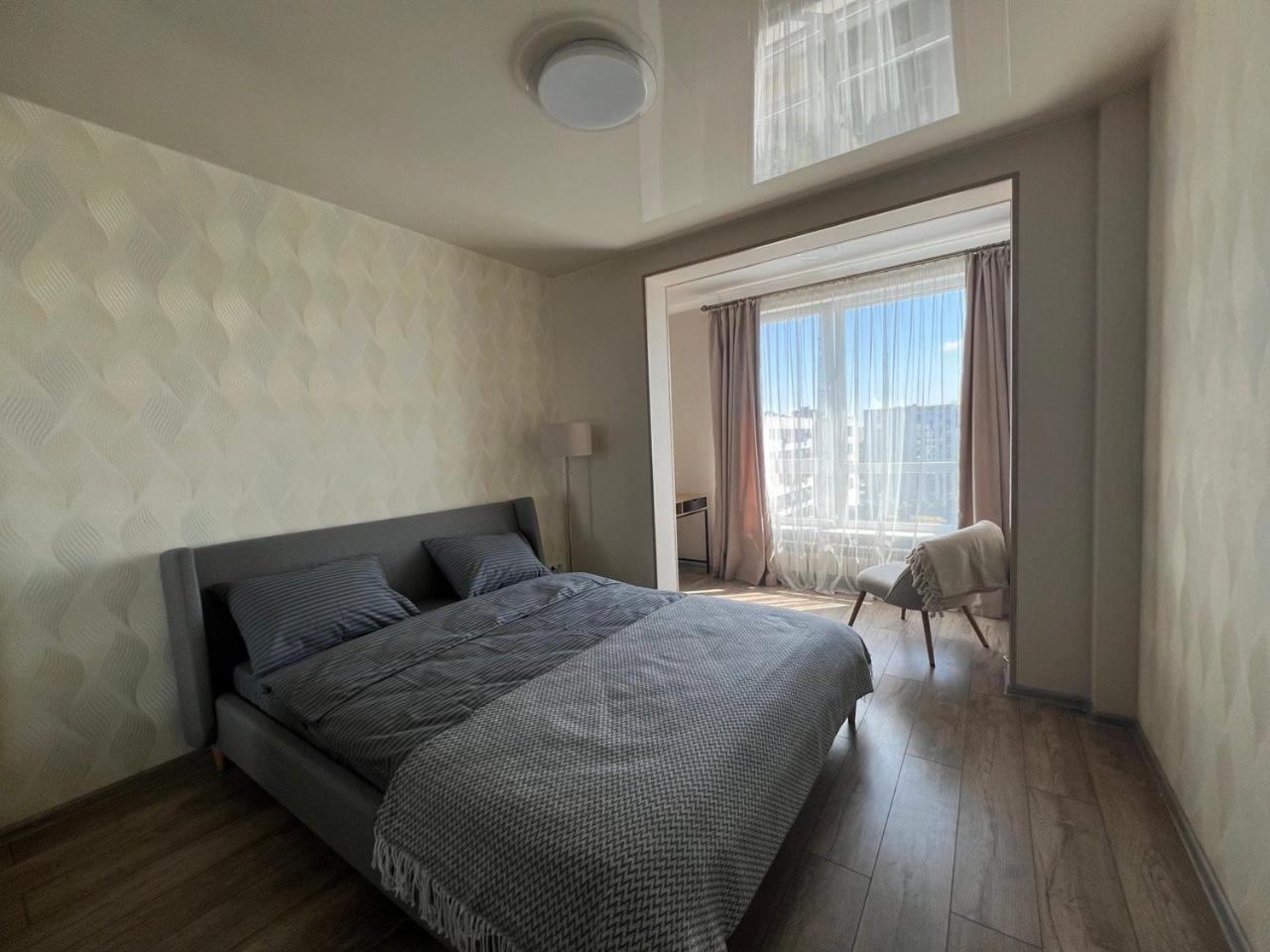 Apartments Vip Avalon リヴィウ エクステリア 写真