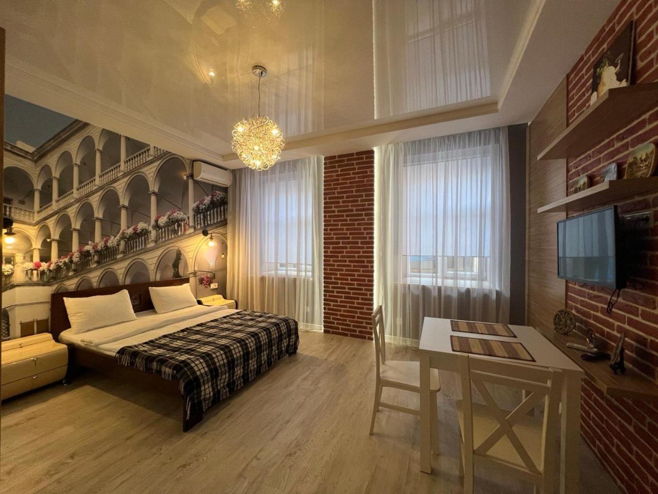 Apartments Vip Avalon リヴィウ エクステリア 写真
