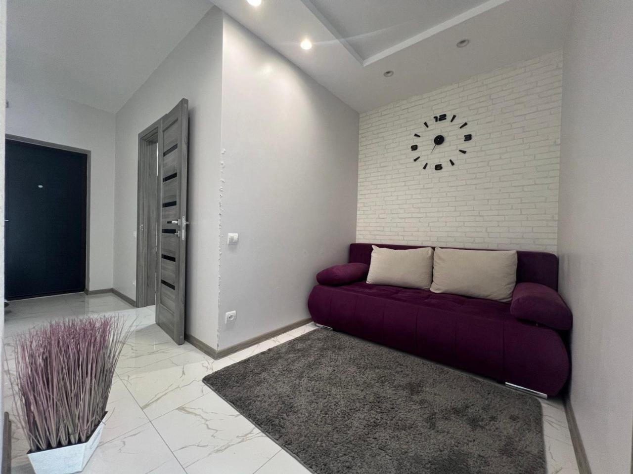 Apartments Vip Avalon リヴィウ エクステリア 写真
